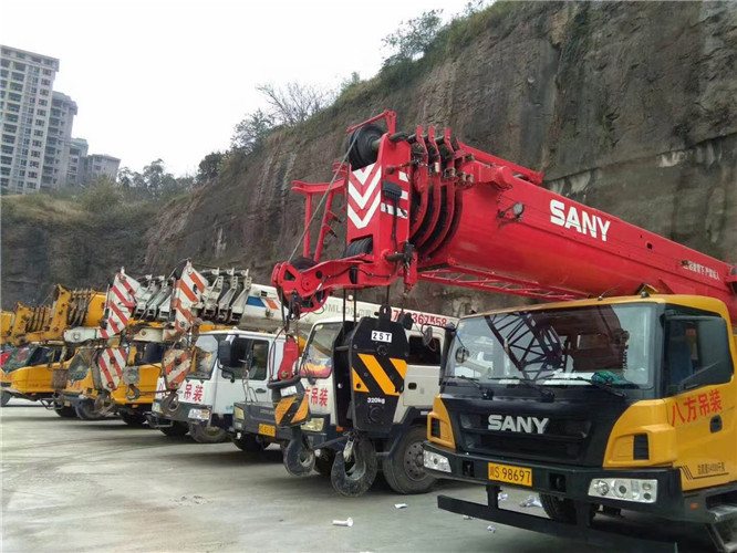 敖汉旗吊车出租按什么计费？台班费、单次费、里程费怎么算？